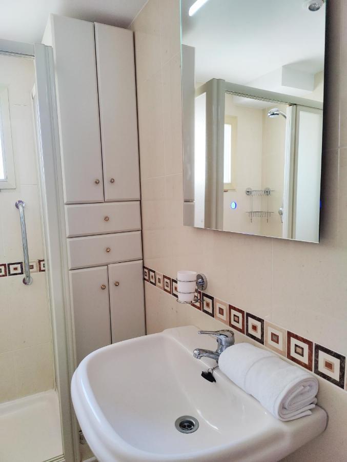 Gerona Sea View Apartments Benidorm Ngoại thất bức ảnh