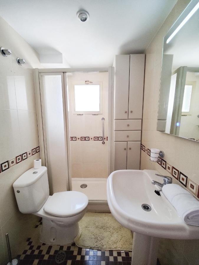 Gerona Sea View Apartments Benidorm Ngoại thất bức ảnh